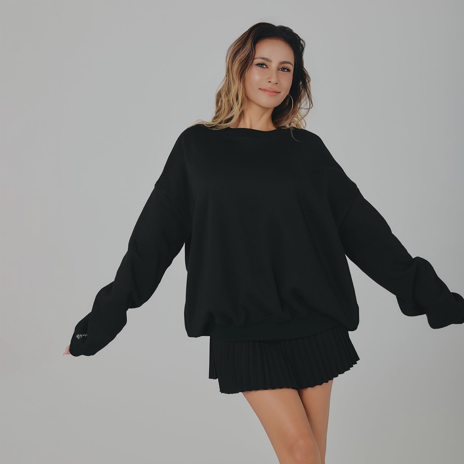 【受注販売】ローズ刺繍ドルマンスリーブスウェット