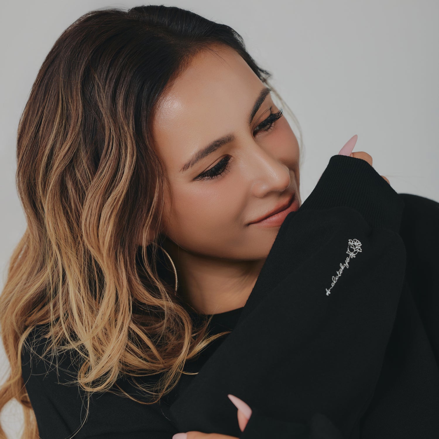 【受注販売】ローズ刺繍ドルマンスリーブスウェット