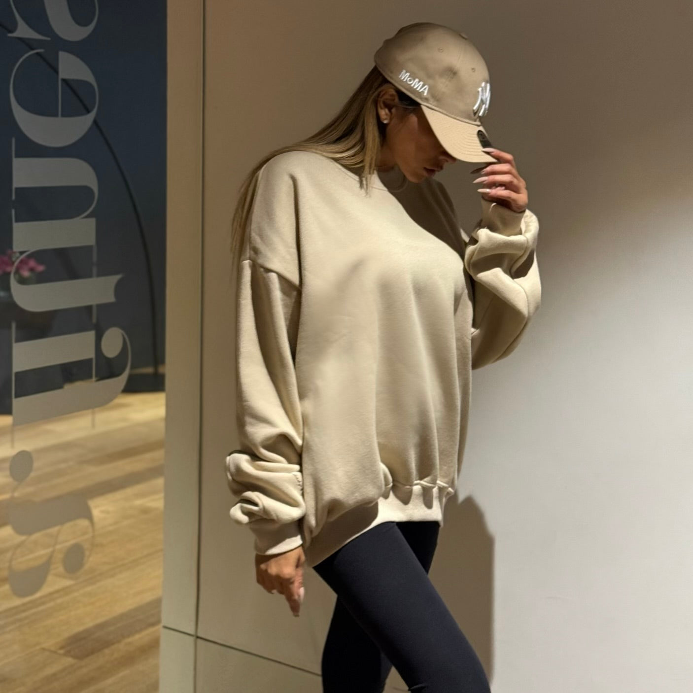 【受注販売】ローズ刺繍ドルマンスリーブスウェット