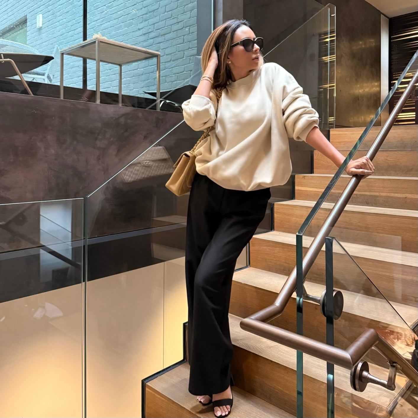 ローズ刺繍ドルマンスリーブスウェット