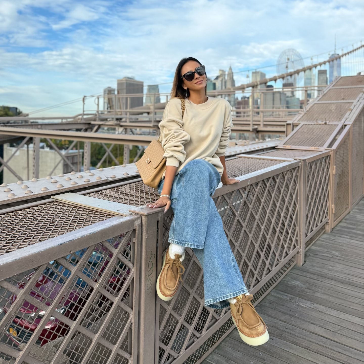 【受注販売】ローズ刺繍ドルマンスリーブスウェット