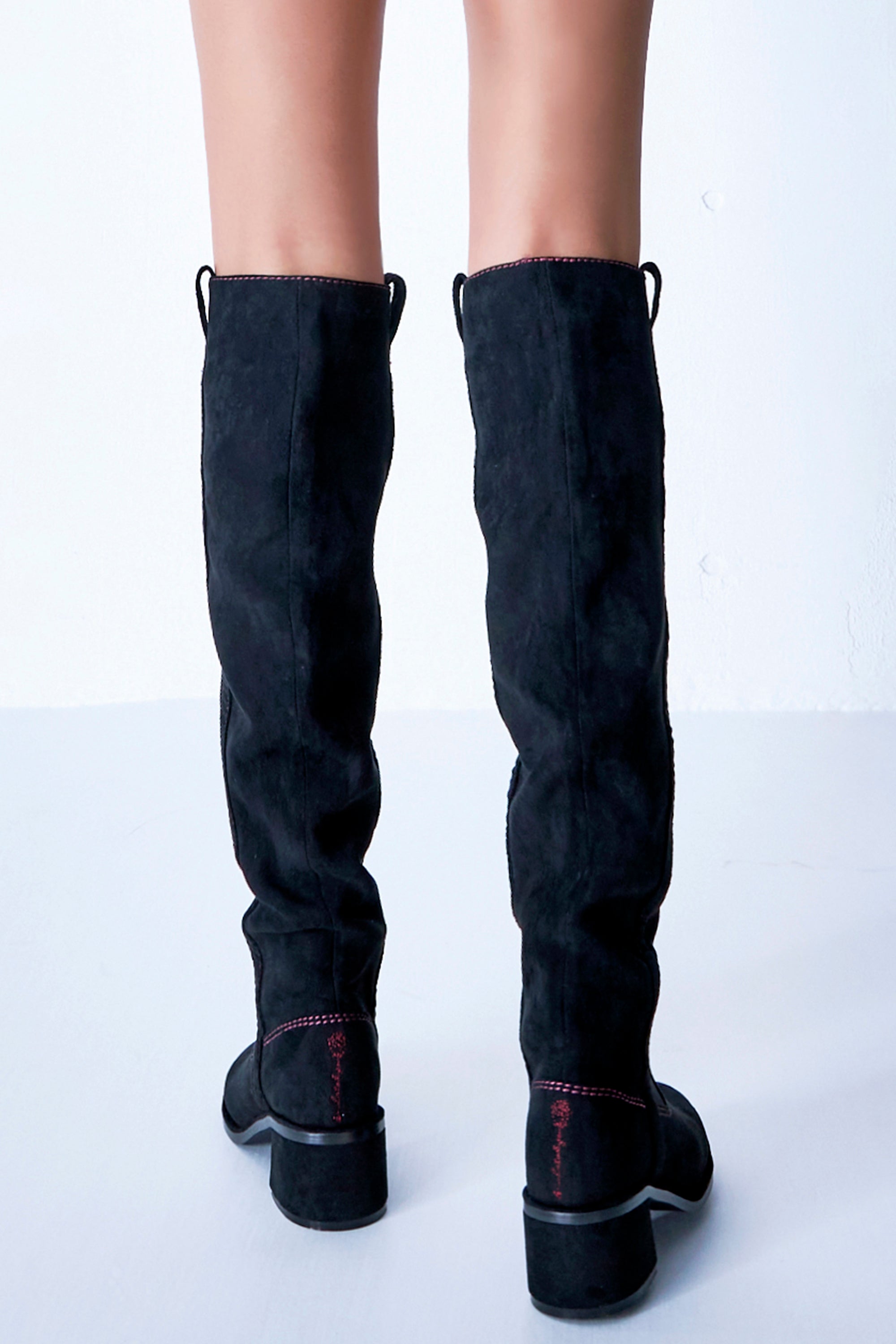 ステッチデザインルーズロングブーツ