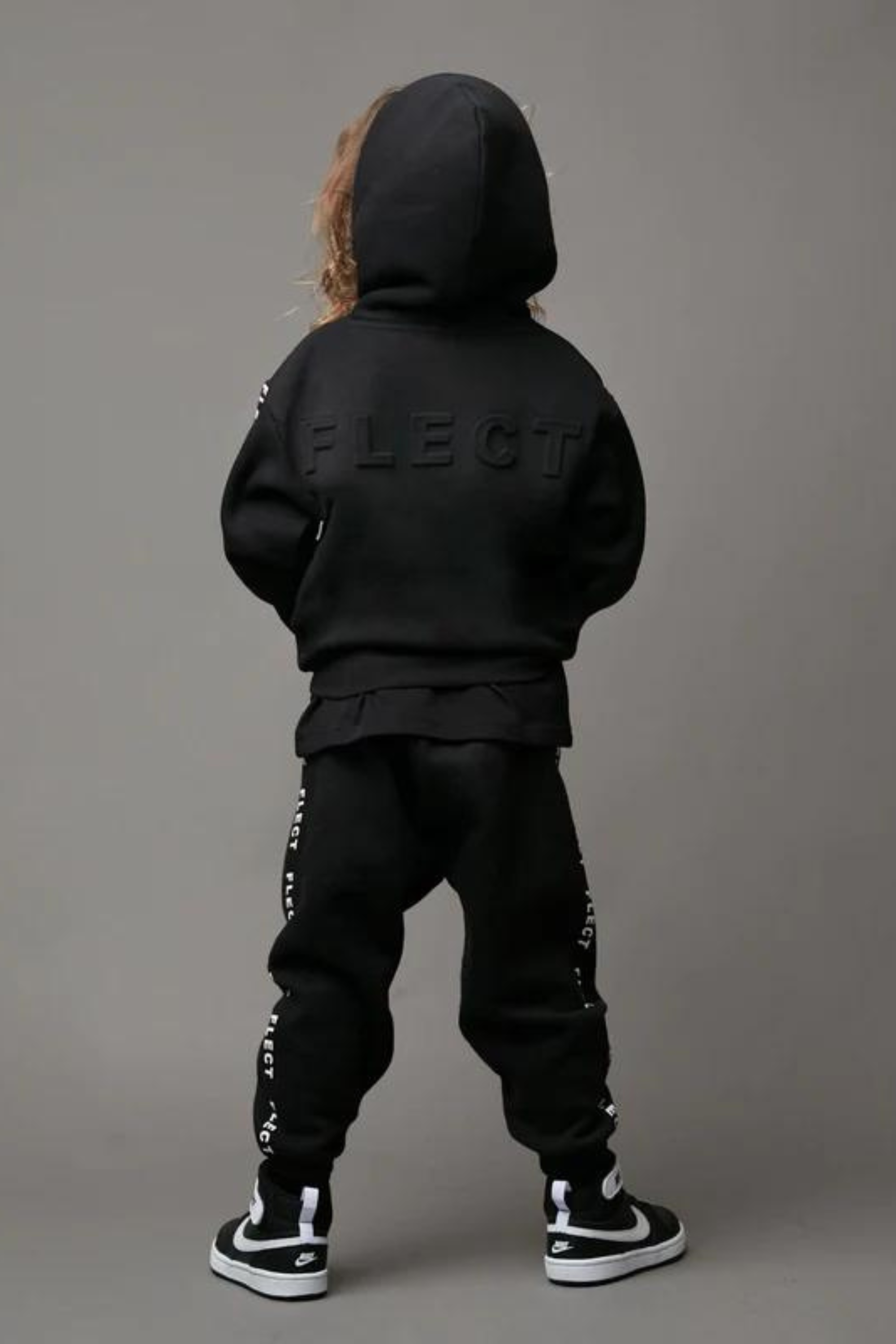 LOGO HOODIE & SWEAT PANTS SET UP(BLK)