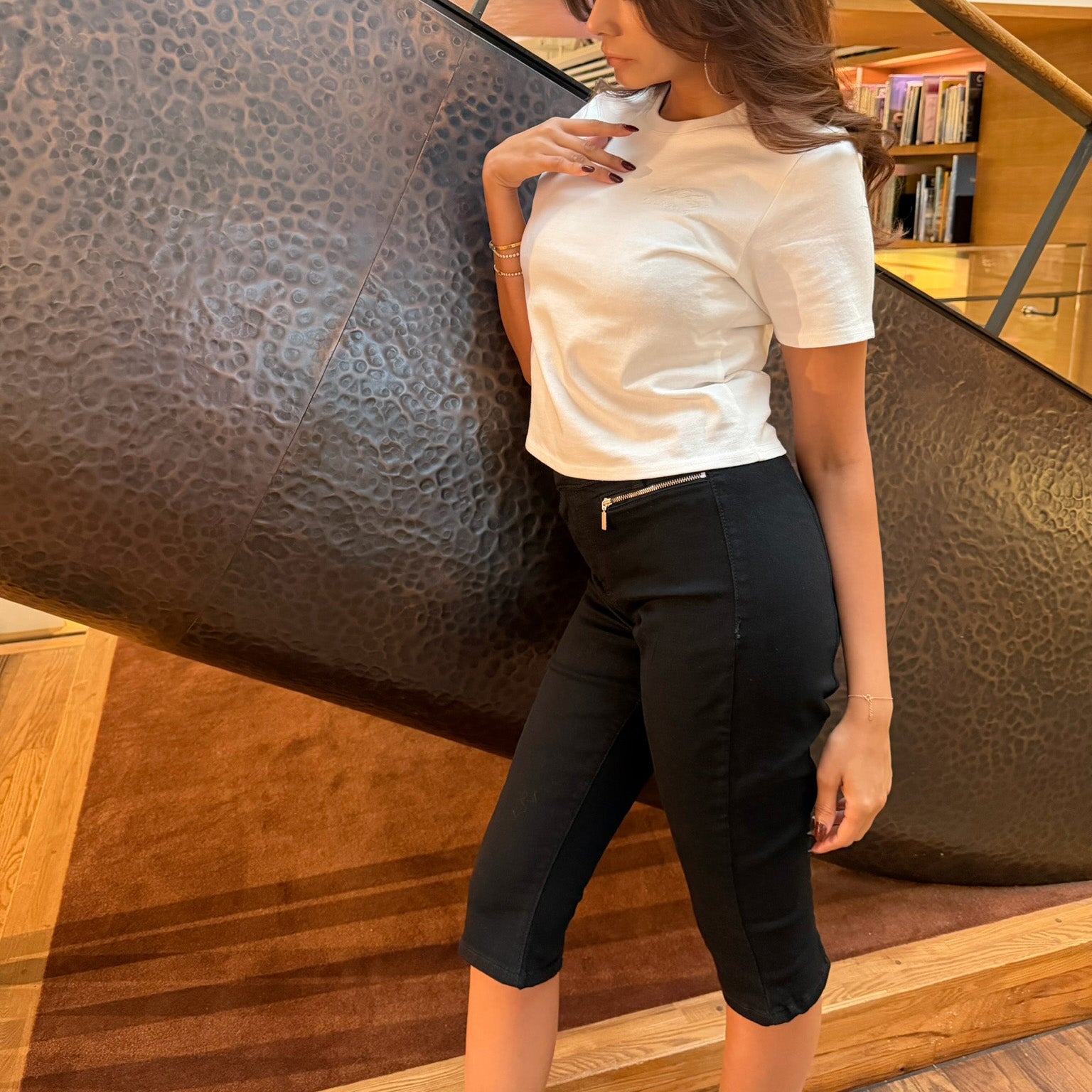 【受注販売】ANELATOKYO the ANELA CLUB ショート丈Tシャツ