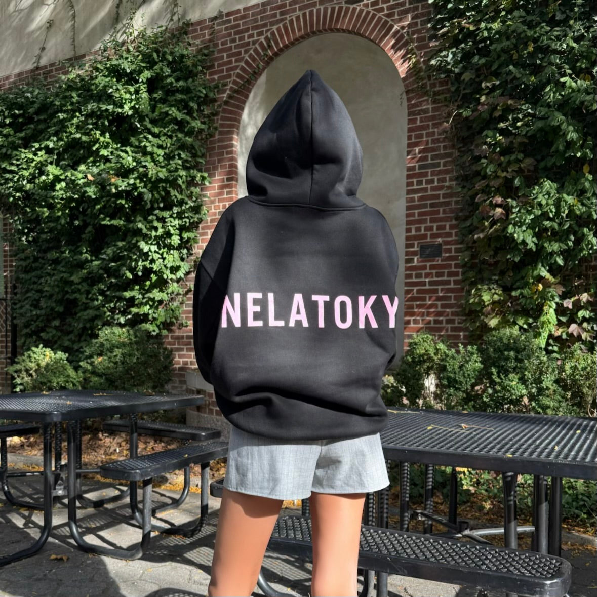 先行受注販売】ANELATOKYO Logo hoodie