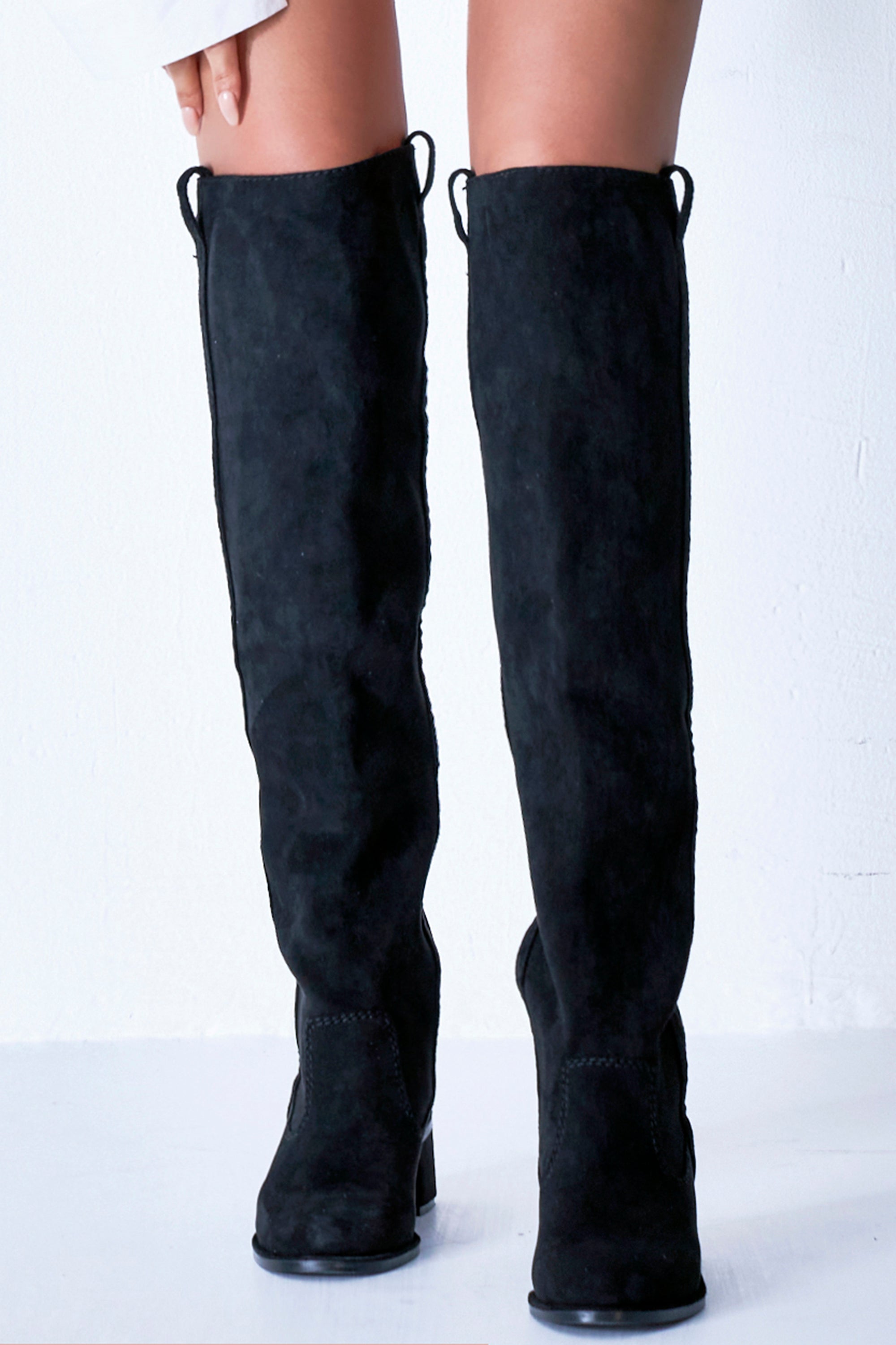 ステッチデザインルーズロングブーツ