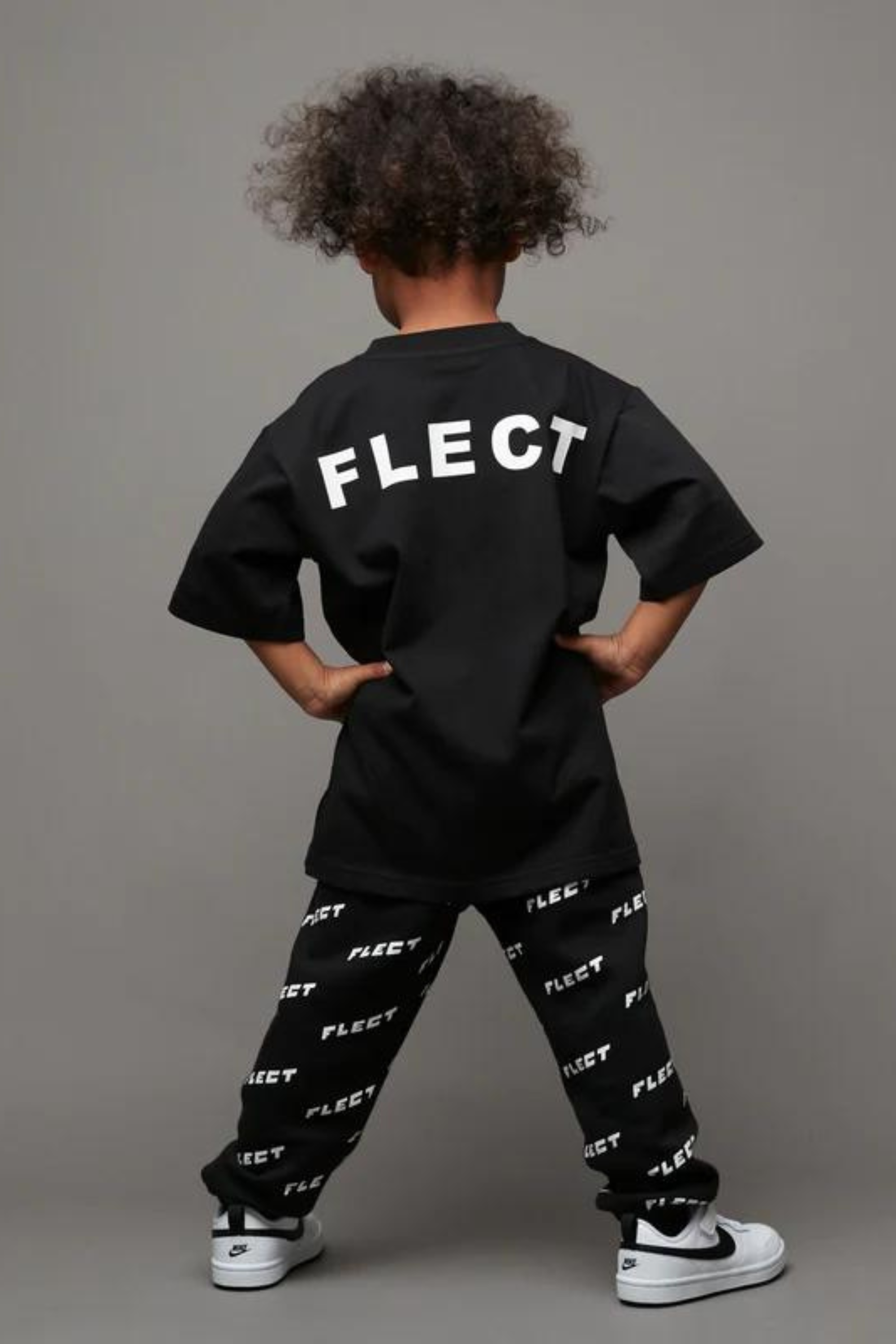 BACK LOGO T-SHIRT(BLK)